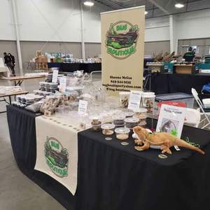 Trois bannières personnalisées, bannière de stand sur mesure pour salon artisanal, affichez votre logo et le nom de votre entreprise, chemin de table, stand pop-up - Product Image 6