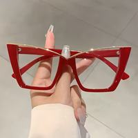 Gafas de Sol Estilo Punk con Borde Dorado para Mujer, Montura Negra Europea Americana, Sin Graduación