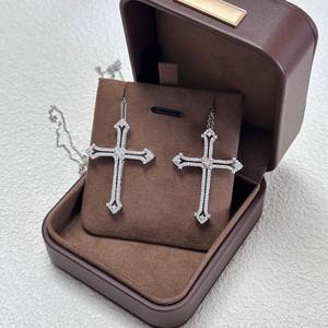 Wenchi S925 Pure <b>Silver</b> Antique Style Running Ring Necklace Bubble Sparkling Diamond High-End Niche Fashionable <b>Stud</b> Earrings - Product Image 1