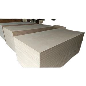 Contreplaqué de bouleau multicouche <span class=keywords><strong>à</strong></span> forte résistance <span class=keywords><strong>à</strong></span> l'humidité, processus sans joint, haute résistance <span class=keywords><strong>à</strong></span> la flexion, pour usage hôtelier, garantie 1 an - Vente chaude usine - Product Image 1