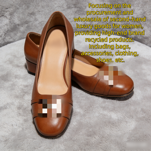 Chaussures de basketball de qualité supérieure d'occasion, chaussures de course d'occasion pour hommes et femmes, chaussures d'occasion. - Product Image 4