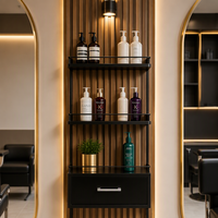 Aménagement de l'intérieur d'un salon de beauté moderne, station de coiffure, réception, mobilier de salon