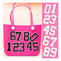2025 à la mode noir blanc Script lettres PVC grand grand grand Alphabet décoratif personnalisé sac breloque accessoires en vrac pour les femmes