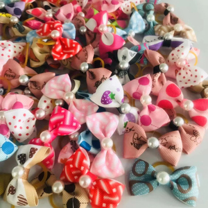 Pince à cheveux à nœud simple pour animaux de compagnie accessoire fournitures pour chiens épingle à cheveux super mignon tête fleur <span class=keywords><strong>chien</strong></span> couvre-chef cravate à cheveux en peluche - Product Image 3