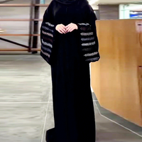 Ensemble Abaya et Châle Noir Premium Respirant et Modeste, Broderie Géométrique Personnalisée Faite à la Main, pour Femmes Musulmanes, Hijab de Dubaï