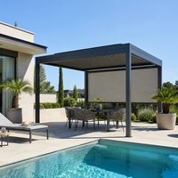 Pergola en aluminium robuste avec toit à lames motorisées, entièrement personnalisable, pour patio extérieur