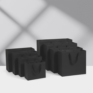 黑棕色牛皮纸手提袋，带定制印刷标志，手长手柄回收材料，用于服装和袜子包装 - Product Image 3