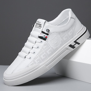 Zapatillas Deportivas Casuales Transpirables para Hombre, Zapatos Deportivos de Cuero Blanco, Zapatos para Caminar Sin Cordones, Diseño Moderno de Color Sólido - Product Image 1