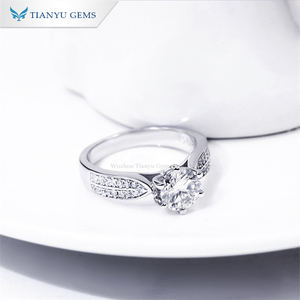 Anillo de Moissanita Plateada con Incrustaciones Estilo Vintage Tianyu, Joyería Elegante para Fiestas Nocturnas y Eventos Formales para Damas - Product Image 3