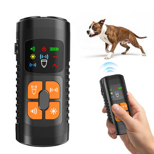 Safe & Humane Outdoor 12ft Lange Stray <span class=keywords><strong>Dog</strong></span> Repeller Écran couleur Pet <span class=keywords><strong>Dog</strong></span> Bark Dispositif de dissuasion à ultrasons avec lampe de poche LED - Product Image 1