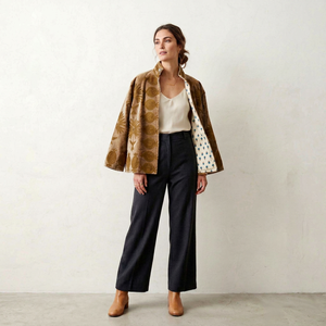 Chaqueta Corta de Terciopelo Suave con Bordado Suzani, Estilo Vintage, Inspirada en el Uzbeco, con Patrón de Peces, Blazer para Mujer, Regalo Perfecto - Product Image 1