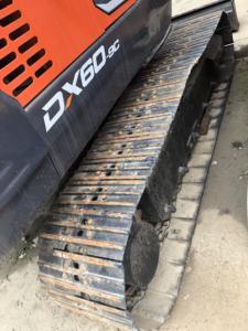 Miniexcavadora sobre orugas Doosan de 6 toneladas 0,18 m3, marca coreana usada, con precio competitivo - Product Image 3