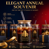 Vente en gros de gobelets en verre borosilicate de 17 oz en forme de canette de cola avec logo personnalisé, couvercle en bambou et paille pour boire du café, du lait ou du jus