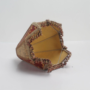 Nhà Máy Trực Tiếp Truyền Thống Làm Bằng Tay Retro Phòng Ngủ Trung Quốc Đầu Giường Đèn Bàn Vải Tua Macrame Đèn Bóng Râm - Product Image 6