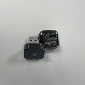 Horizontal <b>Plug</b>-in CarPlay Box Converts Original Car Wired CarPlay Wireless CarPlay for Toyota Camry/COROLLA 8.0inch Capacitive - Product Image 2