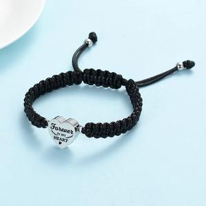 <span class=keywords><strong>Urne</strong></span> en corde tressée noire faite à la main <span class=keywords><strong>pour</strong></span> animaux de compagnie Bracelet de cendres réglable avec lettrage de coeur d'amour <span class=keywords><strong>pour</strong></span> chiens et chats - Product Image 4