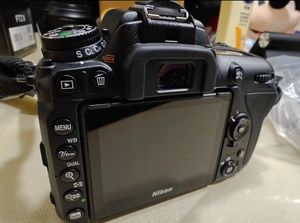 กล้อง <span class=keywords><strong>Nikon</strong></span> D7500 มือสองคุณภาพสูง พร้อมบันทึกวิดีโอความละเอียด 4K ถ่ายภาพ HD คุณภาพสูง พร้อมคุณสมบัติกันน้ำ - Product Image 3