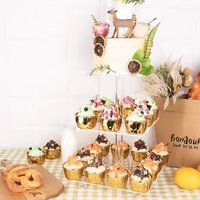 Support à gâteau rotatif à 3 niveaux en acrylique avec étagères transparentes pour la présentation de desserts de mariage et d'anniversaire