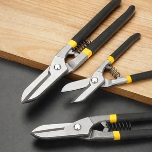 <span class=keywords><strong>Forbici</strong></span> in Acciaio Forgiato Resistenti <span class=keywords><strong>per</strong></span> Taglio di <span class=keywords><strong>Lamiere</strong></span>, Rete, Filo e Tubi in Plastica - Utensile Multiuso <span class=keywords><strong>per</strong></span> Riparazioni Auto - Product Image 4