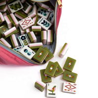 Ensemble de Mahjong Américain MCM Élégant Bam Bird Boutique, Tuiles Vert Olive, Pochette en Velours, Parfait pour la Table de Mahjong à Domicile et la Décoration Quotidienne