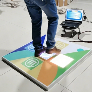 di sollevamento elettrica del produttore viene utilizzata come supporto per sale espositive ed eventi promozionali - Product Image 2