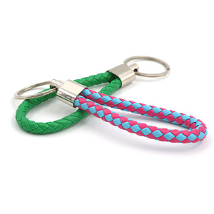 Venta al por mayor <span class=keywords><strong>de</strong></span> alta calidad hecho <span class=keywords><strong>a</strong></span> <span class=keywords><strong>mano</strong></span> colorido tejido llavero <span class=keywords><strong>de</strong></span> cuero - Product Image 3