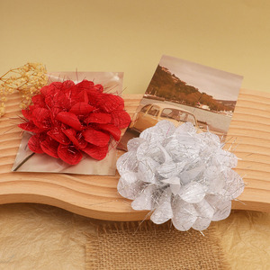 Accesorio para el Cabello con Flores de Tela 3D con Hilo Plateado, Collar con Clip para Mujer, Accesorios de Vestir al por Mayor - Product Image 4