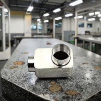 Composants d'écouteurs personnalisés en titane - Services de fraisage CNC durables et légers (brochage, fraisage, perçage) pour l'usinage SLT