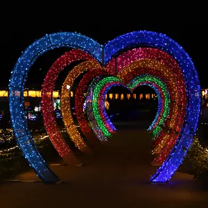 Özelleştirilmiş 3D LED kalp şeklinde kemer Motif ışıkları açık ticari sınıf noel tünel düğün sokak dekorasyonu açık