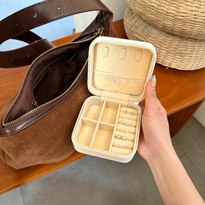 Étui de voyage carré en cuir PU fait main, mignon et tendance, avec fermeture éclair, pour bijoux, idéal pour les cadeaux - Product Image 1