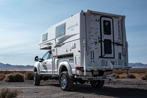 Expedition Giường Dài Ngoài Trời Sang Trọng Tự Làm Tiêu Chuẩn Xe Tải <span class=keywords><strong>Camper</strong></span> Overland Sợi Thủy Tinh Xe Bán Tải Xe Địa Hình Nhẹ Để Bán. - Product Image 2