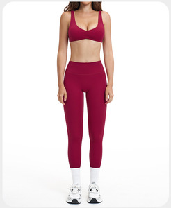Ensemble de yoga personnalisé pour femmes, 7 pièces, vêtements de sport, spandex/nylon, respirant, séchage rapide, haut à manches longues, legging taille haute, ensemble de yoga - Product Image 3