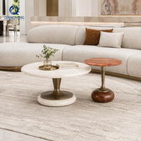 Table d'appoint et table basse de luxe, plateau en marbre travertin naturel, base en acier inoxydable, fabricant de meubles pour hôtels et villas