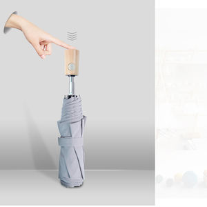 Paraguas Plegable Automático de Tres Pliegues con Mango de Madera, Color Sólido, Ligero, Impermeable, Compacto, de Alta Calidad 190T, con Logotipo Personalizado - Product Image 3