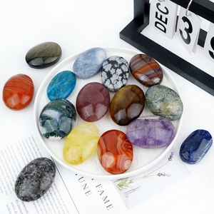 Pierre de paume ovale en cristal naturel sculpté en <span class=keywords><strong>quartz</strong></span> rose et améthyste de l'usine Gold Factory pour la guérison - Product Image 3