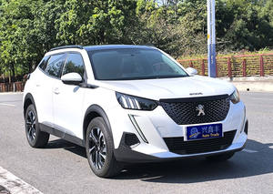 <span class=keywords><strong>Peugeot</strong></span> <span class=keywords><strong>2008</strong></span> 2022 1.2T Turbo SUV Automatico-National VI 25001-50000 Miglia Tetto Panoramico Sedili in Pelle Interni Scuri Pneumatici R17 - Product Image 3