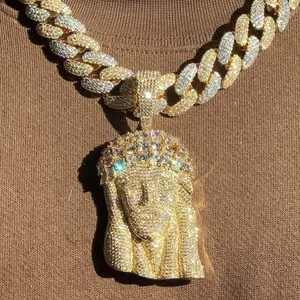 Colgante de plata de ley 925 con diamantes de lujo, colgante de circonia cúbica completo con diamantes de imitación, colgante religioso de Jesús