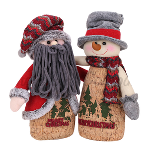 Zaves 16 pulgadas Feliz Navidad Artículo Santa Muñeco de nieve Decoración navideña interior Rojo Gris Madera texturizada - Product Image 1