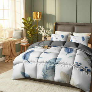 Ensemble de literie 3 pièces en microfibre de qualité supérieure, imprimé plumes, respirant, doux pour la peau, toutes saisons, couette et taies d'oreiller chaudes et lavables - Product Image 1