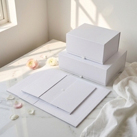 Boîte cadeau personnalisée en papier kraft, boîte magnétique pour cadeau d'anniversaire, emballage de mariage, transport