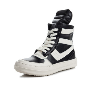 รองเท้าผ้าใบหุ้มข้อสูงหนังแท้คุณภาพดี แฟชั่นคลาสสิกสำหรับผู้หญิงและผู้ชาย สไตล์เทรนดี้ เหมาะสำหรับเดิน - Product Image 1