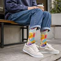 Chaussettes longues de sport personnalisées OEM, sans couture, respirantes, à séchage rapide, absorbant la transpiration, résistantes aux déchirures, en fibre de bambou imprimée