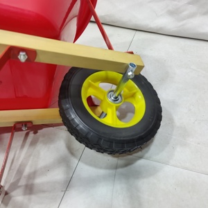 <span class=keywords><strong>Brouette</strong></span> de jardin avec une roue chariot de jardin poignée en bois <span class=keywords><strong>brouette</strong></span> de jardin chariot de décharge utilitaire - Product Image 6