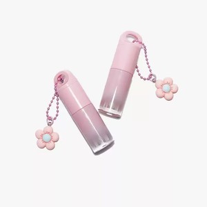 Tubo colgante <span class=keywords><strong>de</strong></span> flores con brillo <span class=keywords><strong>de</strong></span> labios Etiqueta privada Vegan Logotipo personalizado Lip Plumper Oil Hidratante Hydra Lip Gloss - Product Image 4