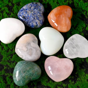 จี้คริสตัลรูปหัวใจคุณภาพสูง ขัดเงา ประดับด้วยอัญมณีธรรมชาติ เสริมเสน่ห์แห่งความรัก สำหรับงานประดิษฐ์เครื่องประดับ สร้อยคอ สร้อยข้อมือ และอุปกรณ์งานฝีมือ - Product Image 1