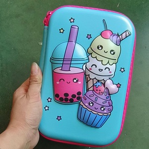 Grande capacità OEM carino a tre strati cartone animato EVA/PU borsa a matita con cerniera scatola di cancelleria chiusa per gli studenti e uso in ufficio - Product Image 5