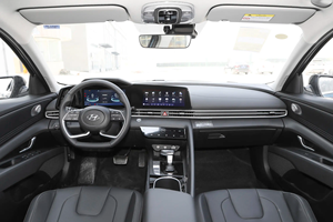 <span class=keywords><strong>Voiture</strong></span> <span class=keywords><strong>d</strong></span>'occasion 2021 Hyundai Elantra Berline de taille moyenne, élégante, fiable, abordable, sans accident - Product Image 3