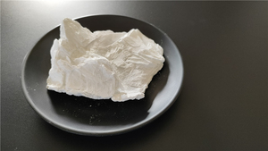 Cloruro de Magnesio Anhidro en Bloque, MgCl2 en Partículas Blancas - Product Image 4