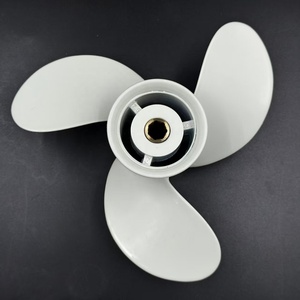 Hélice de remplacement 3 pales en aluminium 8 1/2X7 1/2-N neuve pour moteur 6HP/8HP/F8/F9.9, référence 6G1-45943-00-EL - Product Image 3
