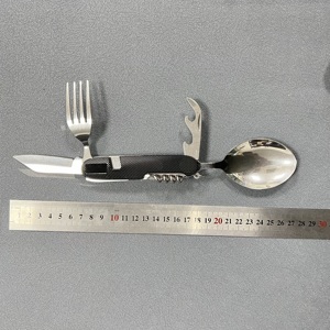 Conception intelligente <span class=keywords><strong>Fourchette</strong></span> Cuillère <span class=keywords><strong>Couteau</strong></span> Couverts Kit <span class=keywords><strong>Couteau</strong></span> <span class=keywords><strong>suisse</strong></span> avec manche en bois d'aluminium Vente en gros Vaisselle multi-usages Combo - Product Image 6